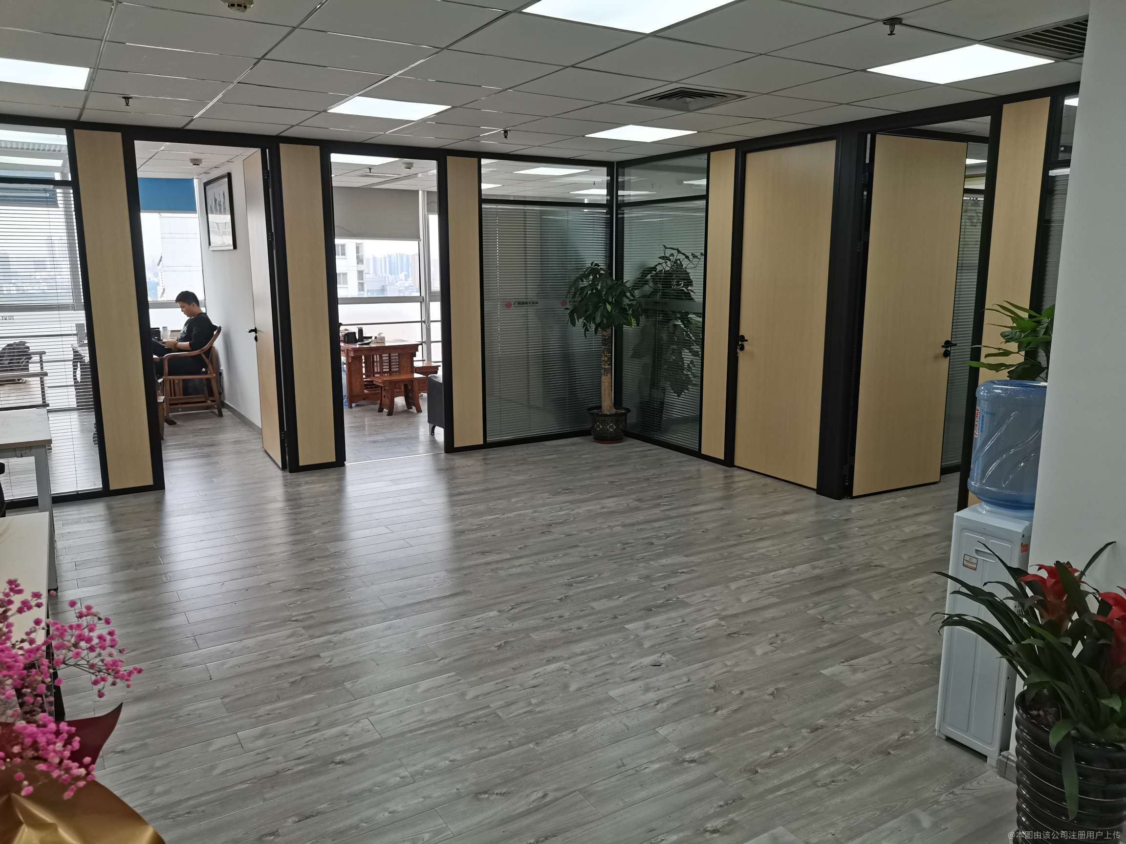 专注资讯服务，助力企业发展——广西瑞晨丰商务信息咨询有限责任公司简介